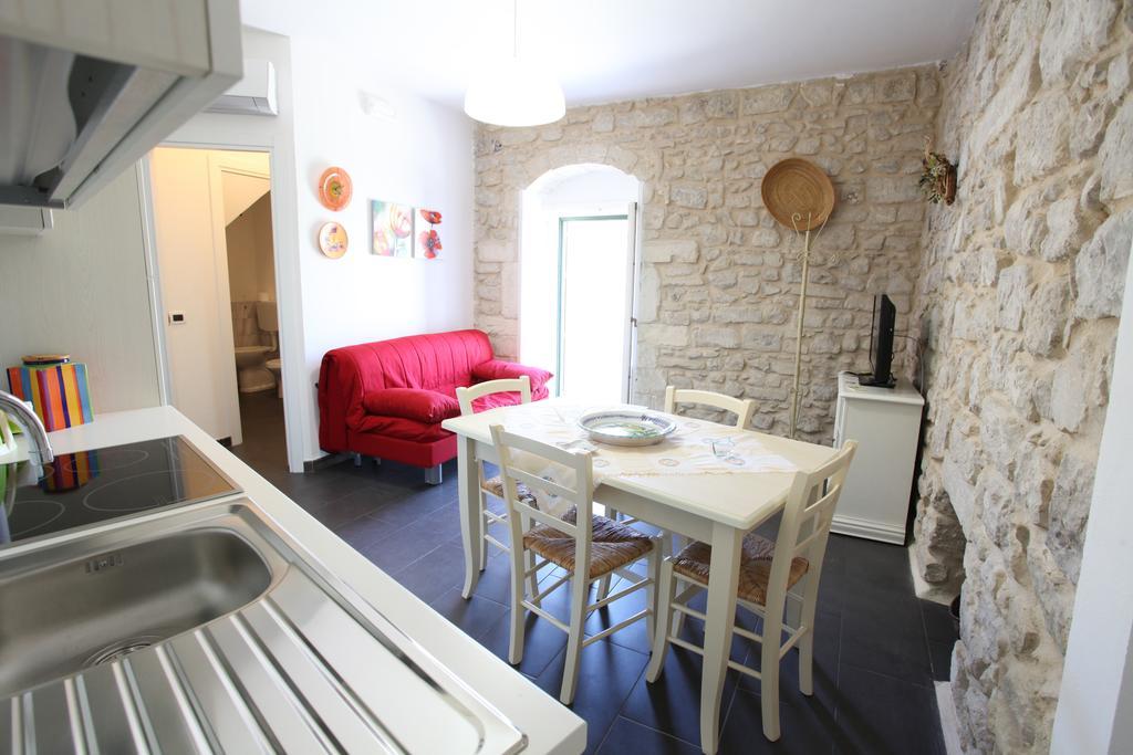 Reusia Holiday Home Ragusa Room photo